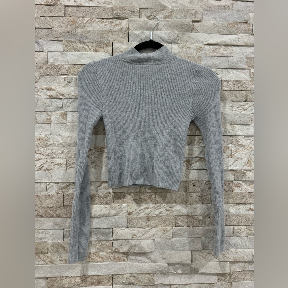 Baby blue high neck sweater never worn